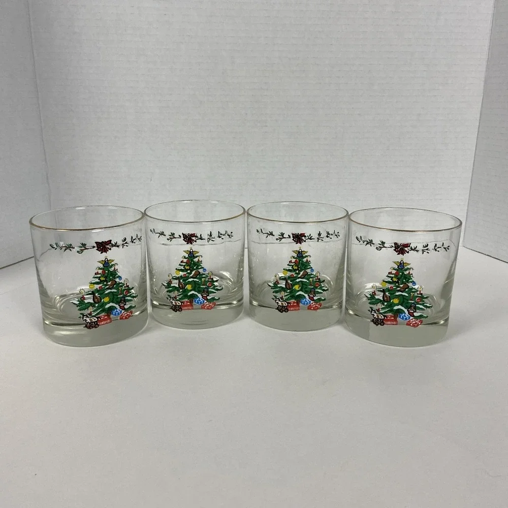 Vtg Home Trends Christmas Tree Set of 4 Glasses Golden Rim Juice / Whisky Glass